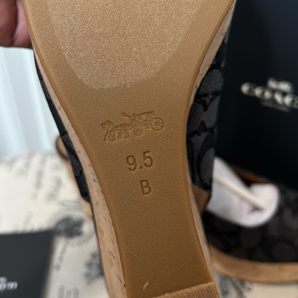 COACH Ferry Signature C Wedge Cork Heel. Jacquard Fabric.  Size 9.5 Black-Smoke - Picture 17 of 17